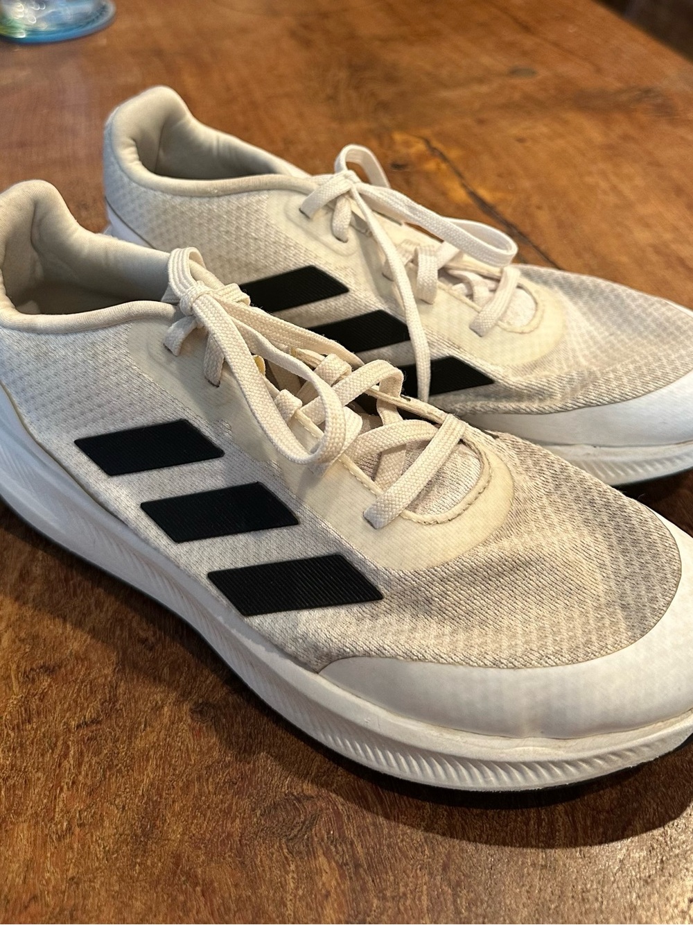 adidas boys White and Black Running Shoes size 5 1/2